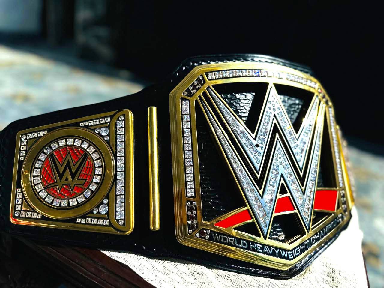 WWE World Hevyweight Replica Belt