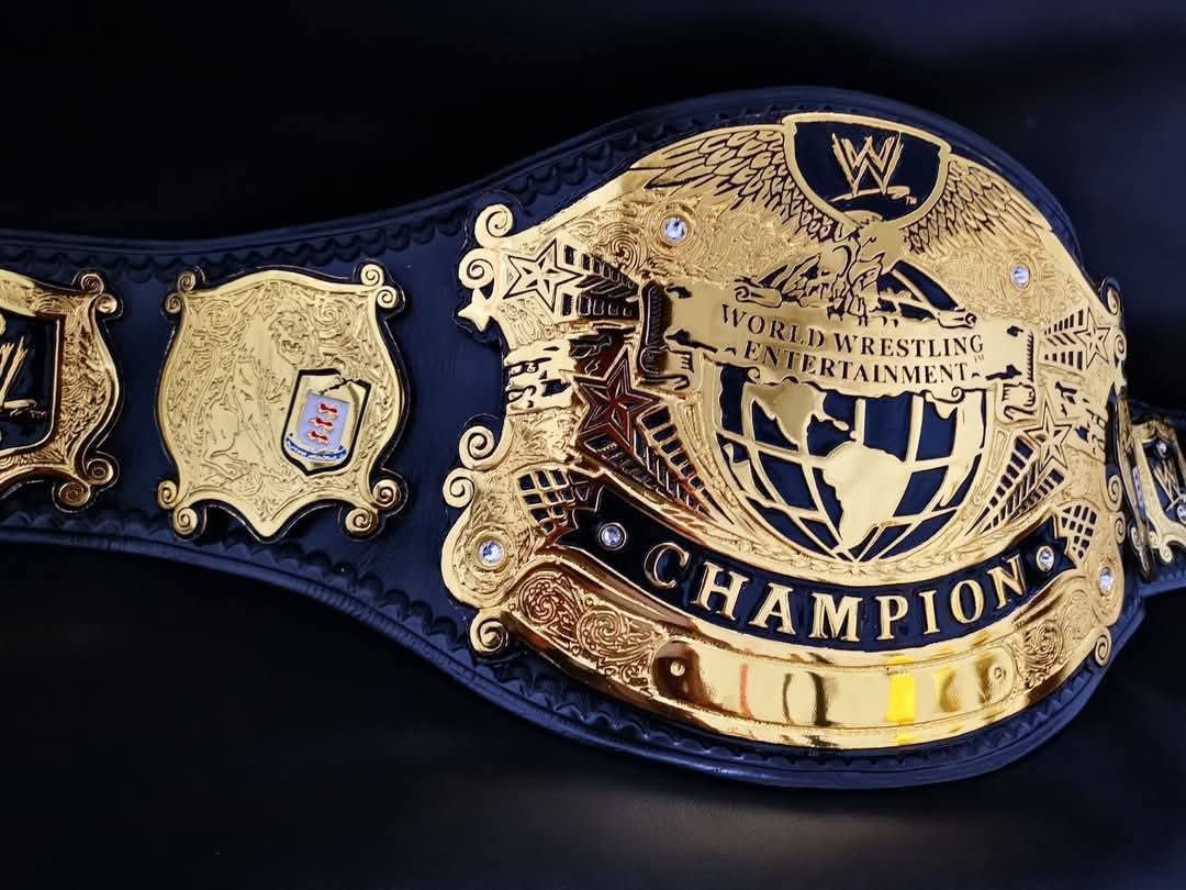 WWE Undisputed Championship Belt Replica Title