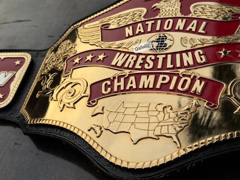 AEW National Championship Replica Titel